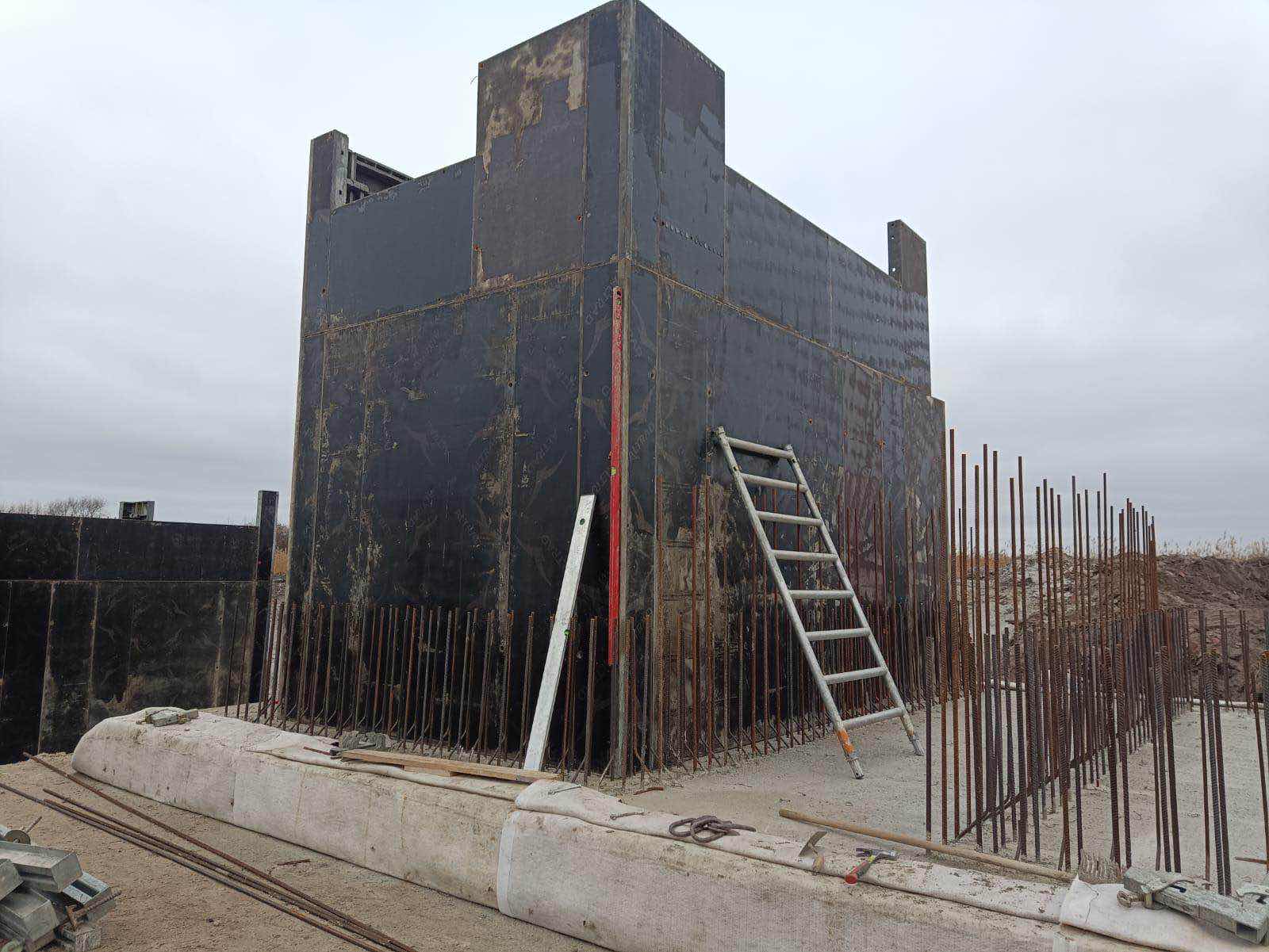 Concrete and formwork construction works, stage 15